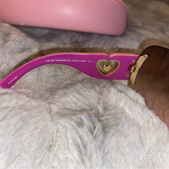 Vintage JUICY COUTURE Y2K Pink Heart Sunglasses - Picture 5 of 10